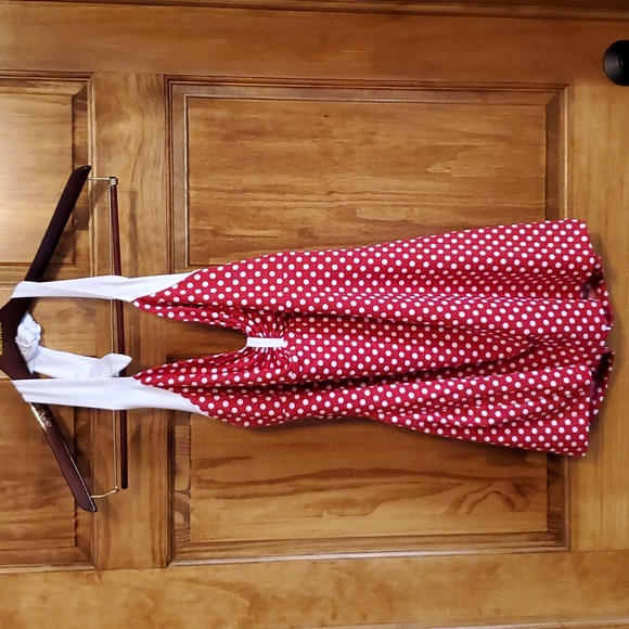 NWOT Pinup Couture Bettie Red And White Polka Dot Swimsuit With Skirt - Picture 3 of 7